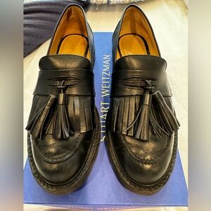 STUART WEITZMAN BLACK MOCCASIN SIZE 7